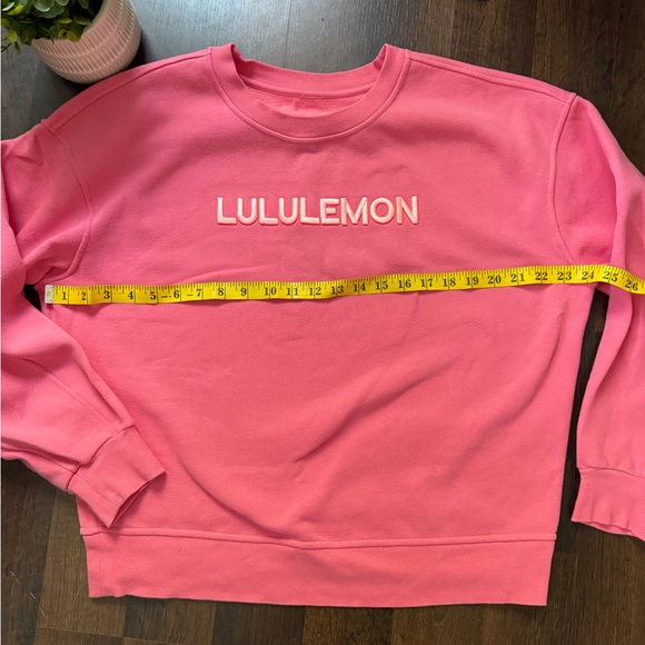 Lululemon Sweatshirt & Shorts Bundle - Picture 4 of 15
